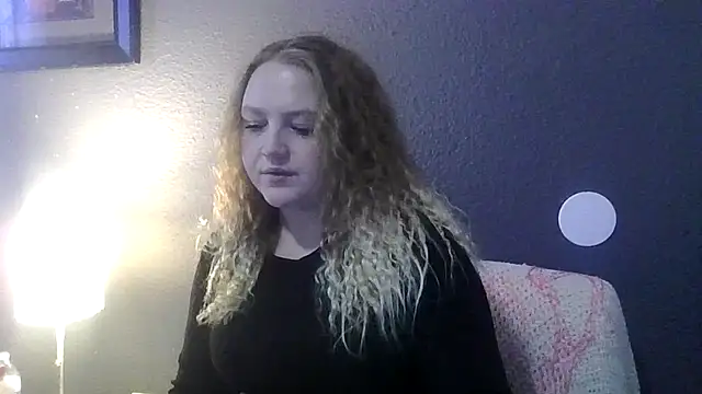 PhatAssBlond online show from 25, 2, 2025