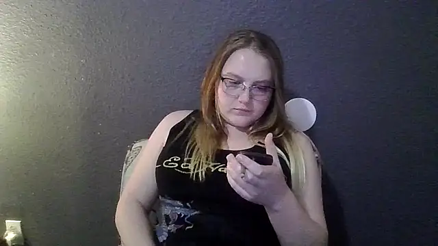 PhatAssBlond online show from 8, 3, 2025