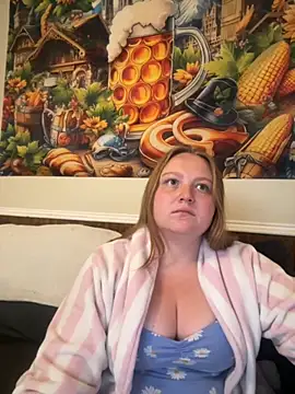 PhatAssBlond online show from 22, 9, 2025