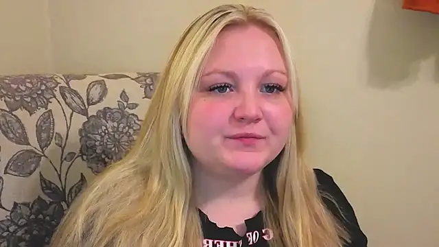 PhatAssBlond online show from 24, 4, 2026