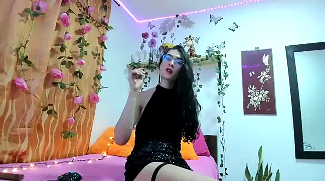 Snapshot of anasttacia_210 chatting on 1, 2, 2025 anasttacia 210 online show from 1, 2, 2025