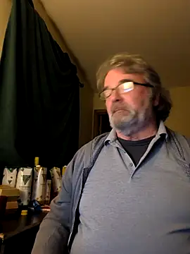 Snapshot of Doherty10 chatting on 14, 11, 2025 Doherty10 online show from 14, 11, 2025