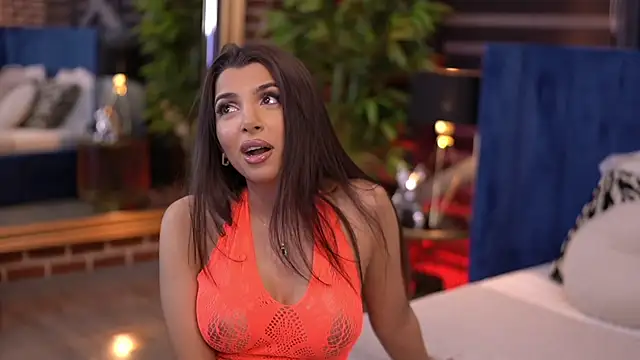 NicoleCellini online show from 11, 2, 2025