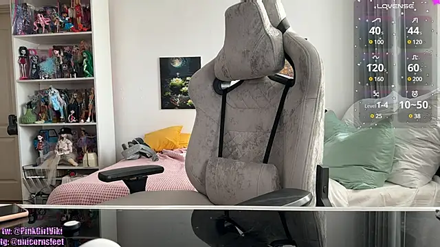 Snapshot of unicornsfeet chatting on 9, 3, 2025 unicornsfeet online show from 9, 3, 2025