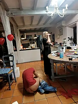 Jade Emeraud online show from 14, 2, 2025