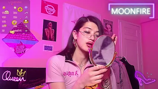 moonfiredancer online show from 10, 4, 2026