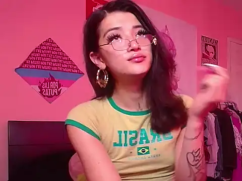 moonfiredancer online show from 27, 4, 2026