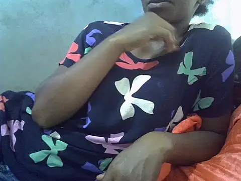 ElianeHot online show from 25, 4, 2026