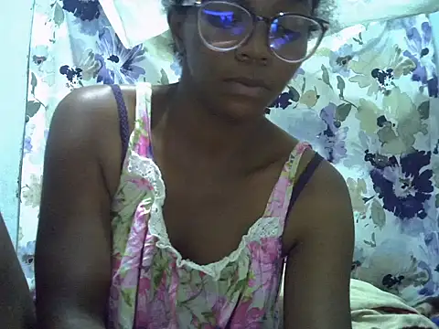 Snapshot of ElianeHot chatting on 2, 5, 2026 ElianeHot online show from 2, 5, 2026