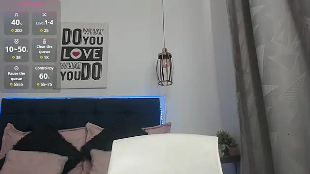 Alisteresa  online show from 18, 1, 2025