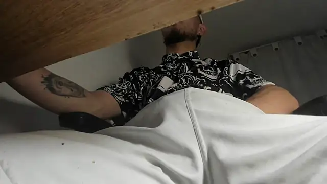 s sven03 online show from 21, 2, 2025