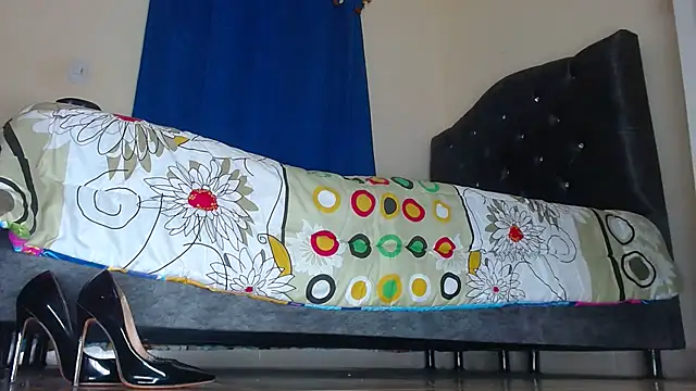 Valenn rey online show from 4, 3, 2025