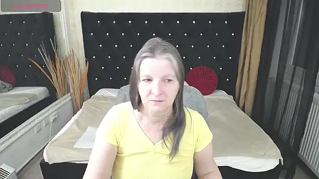 Lilly hott online show from 7, 3, 2025