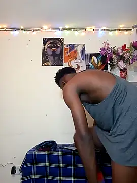 Snapshot of Moteroxz chatting on 5, 12, 2024 Moteroxz online show from 5, 12, 2024