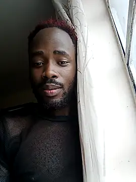 Snapshot of Moteroxz chatting on 3, 10, 2025 Moteroxz online show from 3, 10, 2025