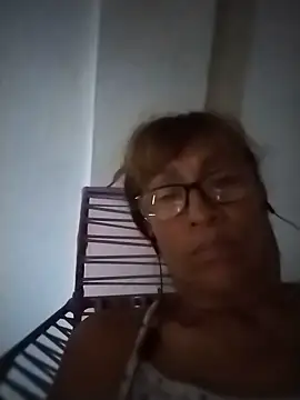 Snapshot of cristal_collins1 chatting on 19, 7, 2026 cristal collins1 online show from 19, 7, 2026