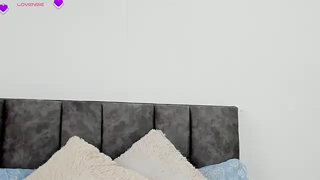 VeronicaTonu online show from 24, 2, 2025