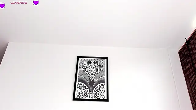 VeronicaTonu online show from 5, 3, 2026