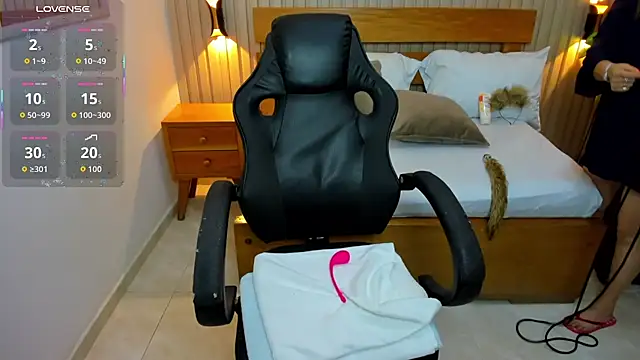 luciana ballesteros  online show from 18, 4, 2026