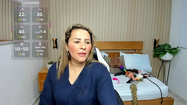 luciana ballesteros  online show from 26, 5, 2026