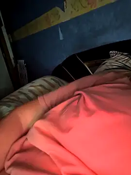 Snapshot of poussychats chatting on 26, 9, 2025 poussychats online show from 26, 9, 2025