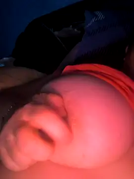 Snapshot of poussychats chatting on 4, 10, 2025 poussychats online show from 4, 10, 2025