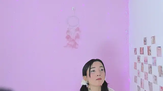 MIDORI BACK 01 online show from 1, 2, 2025