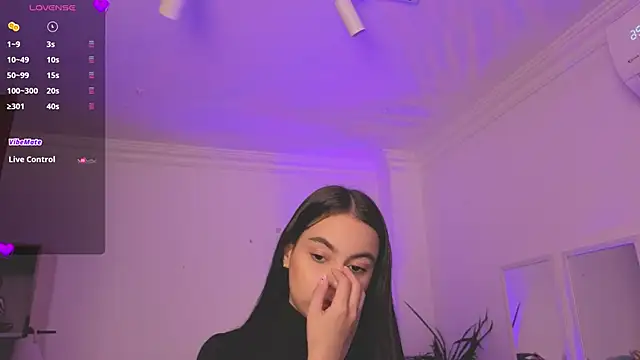 Aleejaa   online show from 17, 4, 2026