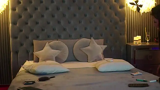 AmelyNoir online show from 13, 1, 2025