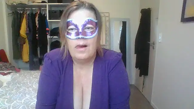 blueblush online show from 3, 12, 2024