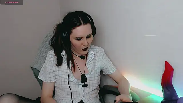 tracy cooper online show from 23, 12, 2024