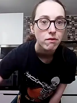 MartiniiSelenna online show from 2, 3, 2025