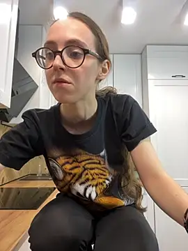 MartiniiSelenna online show from 10, 9, 2025