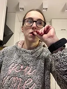 MartiniiSelenna online show from 5, 10, 2025