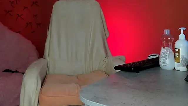 Snapshot of ElektraSunshine chatting on 27, 10, 2025 ElektraSunshine online show from 27, 10, 2025