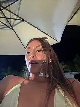 Rose-euphoria online show from 4, 2, 2025