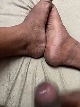 Snapshot of Yours_Teluguboii chatting on 21, 9, 2025 Yours Teluguboii online show from 21, 9, 2025