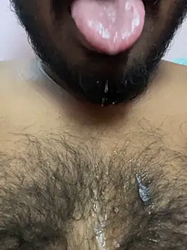 Snapshot of Yours_Teluguboii chatting on 5, 10, 2025 Yours Teluguboii online show from 5, 10, 2025