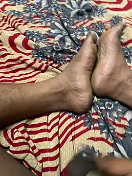 Snapshot of Yours_Teluguboii chatting on 9, 10, 2025 Yours Teluguboii online show from 9, 10, 2025