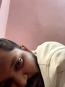 Snapshot of Yours_Teluguboii chatting on 26, 10, 2025 Yours Teluguboii online show from 26, 10, 2025