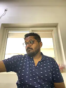 Snapshot of Yours_Teluguboii chatting on 28, 10, 2025 Yours Teluguboii online show from 28, 10, 2025