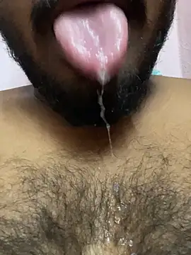 Snapshot of Yours_Teluguboii chatting on 30, 10, 2025 Yours Teluguboii online show from 30, 10, 2025