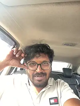 Snapshot of Yours_Teluguboii chatting on 6, 1, 2026 Yours Teluguboii online show from 6, 1, 2026