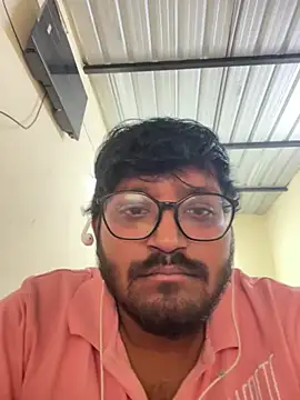 Snapshot of Yours_Teluguboii chatting on 12, 1, 2026 Yours Teluguboii online show from 12, 1, 2026