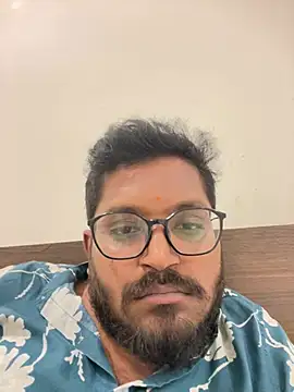 Snapshot of Yours_Teluguboii chatting on 14, 2, 2026 Yours Teluguboii online show from 14, 2, 2026