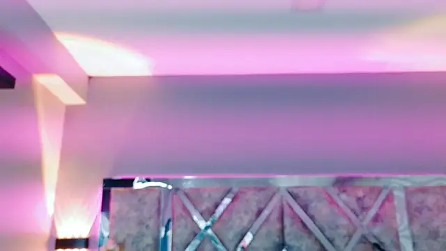 MarianaGarciaa   online show from 18, 10, 2025