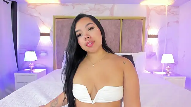 MarianaGarciaa   online show from 25, 3, 2026