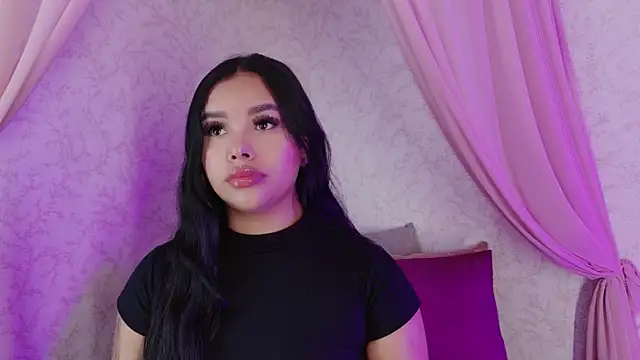 MarianaGarciaa   online show from 23, 7, 2026