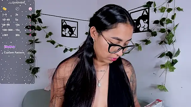 Snapshot of melanieecox chatting on 24, 9, 2025 melanieecox online show from 24, 9, 2025