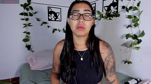 Snapshot of melanieecox chatting on 26, 9, 2025 melanieecox online show from 26, 9, 2025